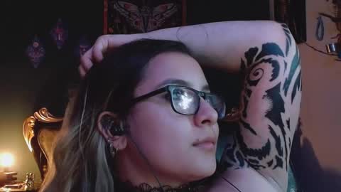 lilithmystic01 online show from March 10, 9:51 pm
