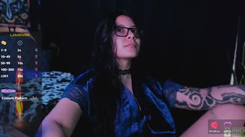 lilithmystic01 online show from May 17, 10:17 pm