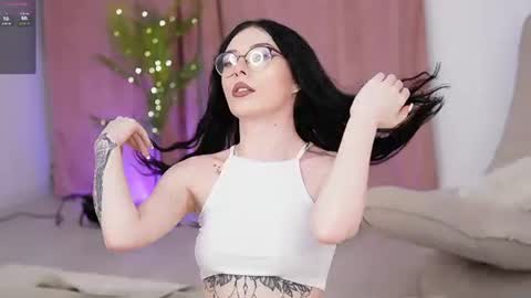 lilithpixie online show from July 20, 6:32 pm