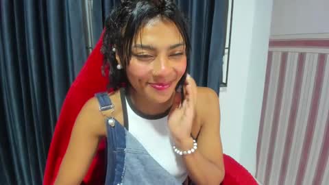 Snapshot of lilithsabeth chatting on January 3, 2:43 am lilithsabeth online show from January 3, 2:43 am
