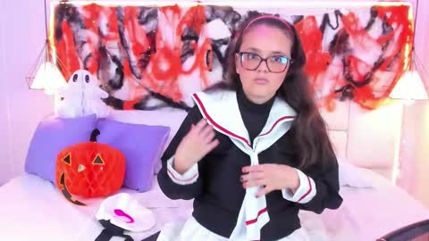 Lilith online show from October 12, 3:16 am