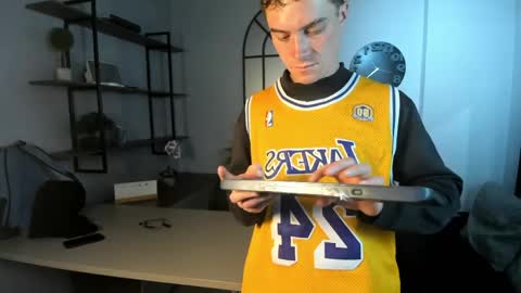 Lil James online show from April 2, 7:44 pm