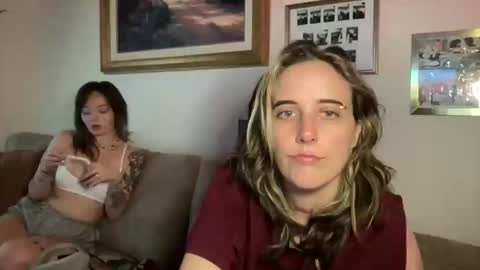 lilldaddysgirl online show from February 11, 4:56 pm