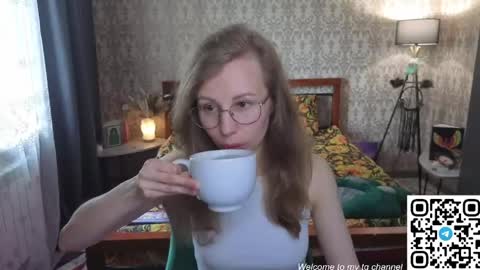 Maria online show from May 14, 2:40 am