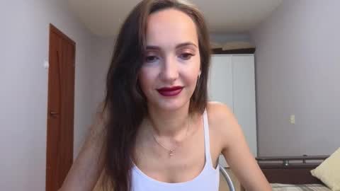 Snapshot of lillian_clark7 chatting on November 6, 5:19 am Lillian online show from November 6, 5:19 am