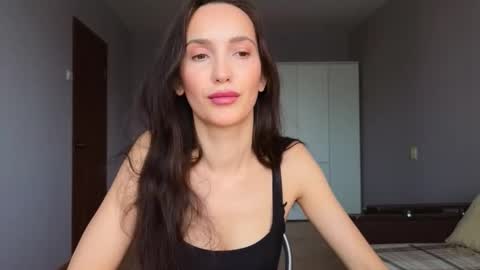 Snapshot of lillian_clark7 chatting on February 26, 10:03 am Lillian online show from February 26, 10:03 am