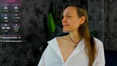 lillian_white1 online show from May 15, 11:34 pm