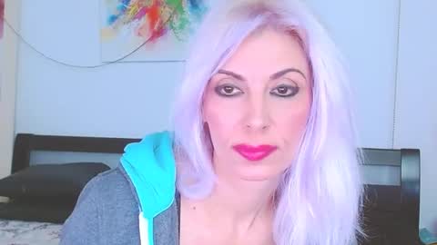 Snapshot of lillianasara chatting on January 28, 5:56 pm Lara online show from January 28, 5:56 pm