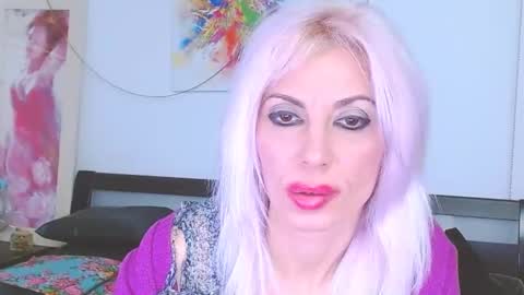 Snapshot of lillianasara chatting on February 3, 2:36 am Lara online show from February 3, 2:36 am