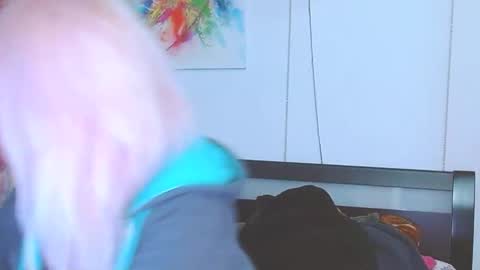 Snapshot of lillianasara chatting on February 24, 9:20 pm Lara online show from February 24, 9:20 pm