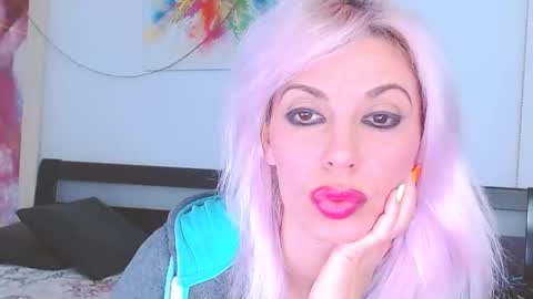 Snapshot of lillianasara chatting on March 2, 7:56 pm Lara online show from March 2, 7:56 pm