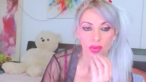 Snapshot of lillianasara chatting on March 18, 7:39 pm Lara online show from March 18, 7:39 pm