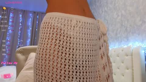 Snapshot of lilliasweety chatting on January 8, 2:35 am Lara Angel online show from January 8, 2:35 am