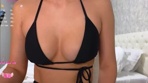 Snapshot of lilliasweety chatting on April 15, 3:02 am Lara Angel online show from April 15, 3:02 am