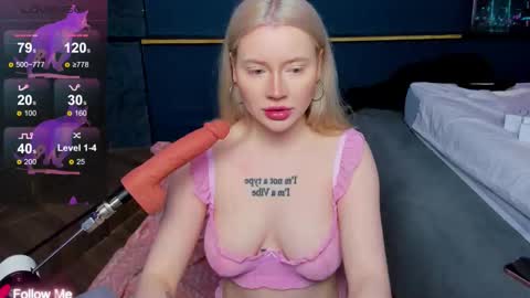 lillie_berry online show from March 22, 4:16 am