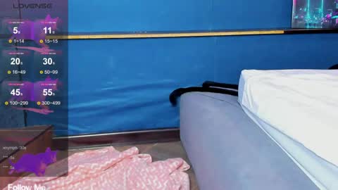 lillie_berry online show from March 28, 4:45 am