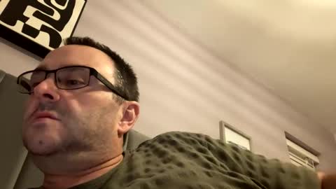 lills16 online show from March 12, 8:37 pm