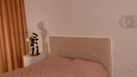 Snapshot of lilly_s0ul chatting on September 30, 6:46 pm lilly_s0ul online show from September 30, 6:46 pm