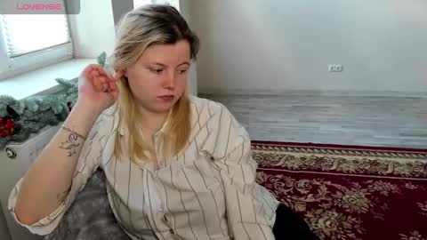 Lilly Depp online show from January 10, 12:51 pm