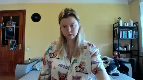 Snapshot of lillydepp chatting on April 29, 11:47 am Lilly Depp online show from April 29, 11:47 am
