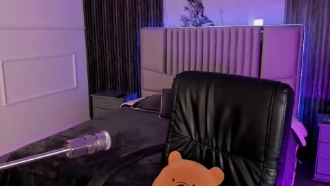 Lilly Ortiz online show from October 9, 8:07 pm