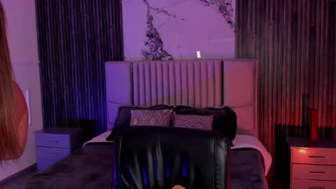 Snapshot of lillyortiz_ chatting on April 8, 7:47 pm Lilly Ortiz online show from April 8, 7:47 pm