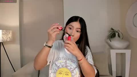 Lilly  online show from June 30, 7:04 pm