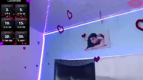 Snapshot of lillytitsxxx chatting on February 26, 8:08 pm Lilly online show from February 26, 8:08 pm