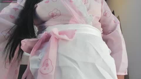 Snapshot of lillyy16 chatting on September 18, 11:01 am lillyy16 online show from September 18, 11:01 am