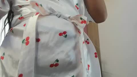 lillyy16 online show from May 11, 4:04 pm
