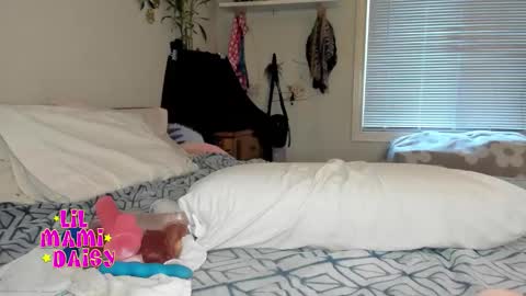 Daisy Bby online show from March 11, 12:16 am