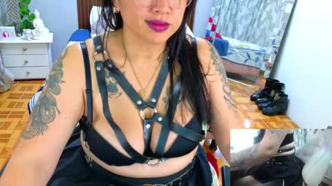 lilu online show from February 28, 4:24 am