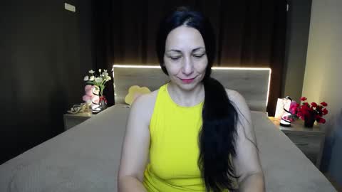 lilugrants online show from November 18, 7:18 pm