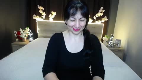 lilugrants online show from March 20, 7:52 pm