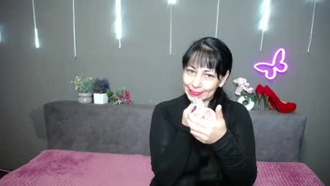 lilugrants online show from May 18, 6:03 pm