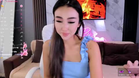 Lily online show from September 12, 6:24 am