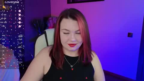 Snapshot of lilumytrend chatting on October 5, 6:12 am Lilu online show from October 5, 6:12 am