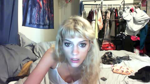 Little Violet online show from September 13, 11:48 pm