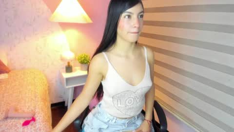  Lily  online show from May 8, 8:25 pm