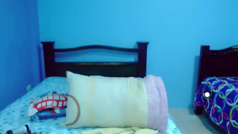 LILYB online show from September 15, 5:51 am