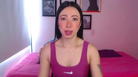 Snapshot of lily_evans_ chatting on February 28, 8:28 pm just lily online show from February 28, 8:28 pm