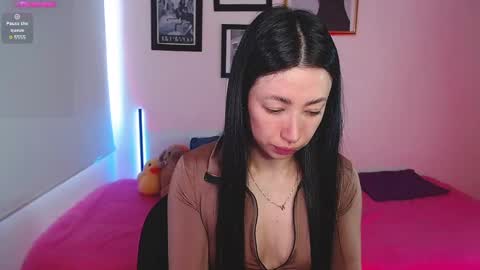 Snapshot of lily_evans_ chatting on March 4, 7:22 pm just lily online show from March 4, 7:22 pm