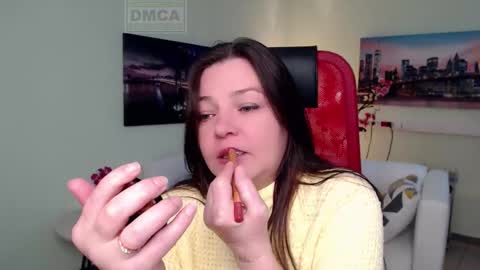 Lily online show from December 2, 5:02 am