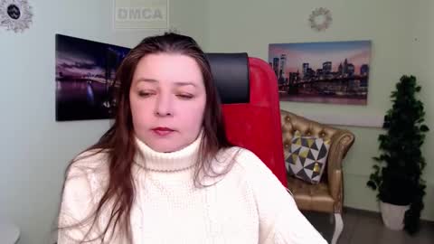 Lily online show from March 5, 5:14 am