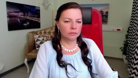 Lily online show from May 24, 5:12 am