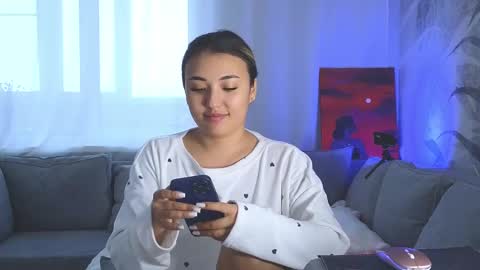 Snapshot of lily_foster_ chatting on February 17, 5:47 am Lily online show from February 17, 5:47 am