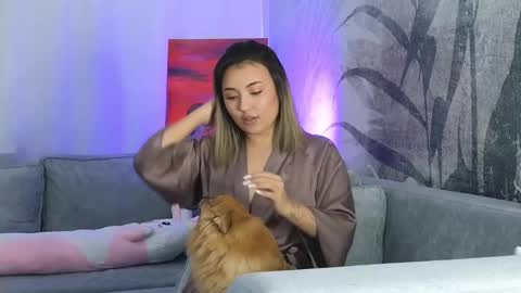 Snapshot of lily_foster_ chatting on March 5, 3:18 pm Lily online show from March 5, 3:18 pm