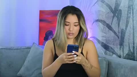 Snapshot of lily_foster_ chatting on March 9, 5:55 am Lily online show from March 9, 5:55 am