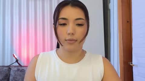 Snapshot of lily_foster_ chatting on September 10, 12:05 pm Lily online show from September 10, 12:05 pm