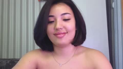 Snapshot of lily_foster_ chatting on October 9, 10:46 am Lily online show from October 9, 10:46 am